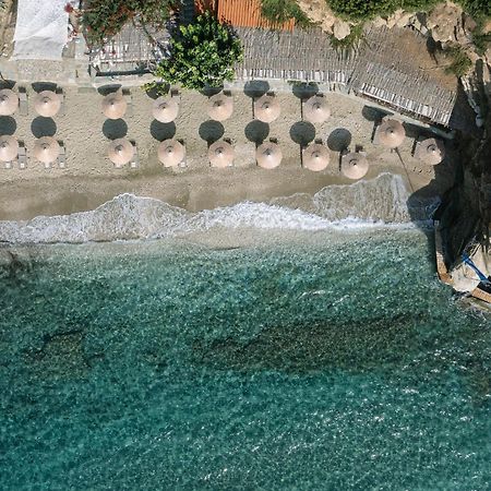 Aneroussa Beach Hotel Баці Екстер'єр фото