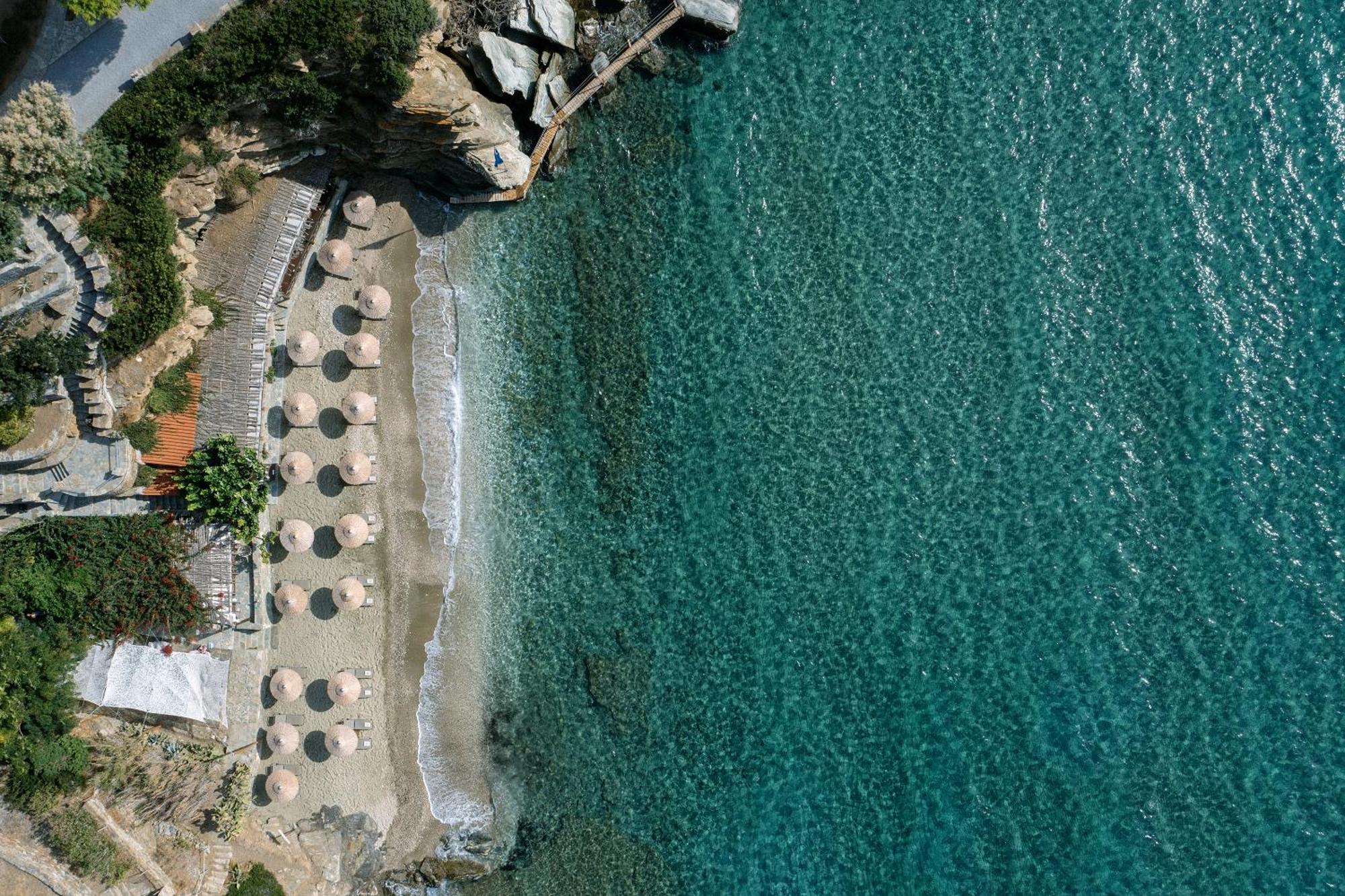 Aneroussa Beach Hotel Баці Екстер'єр фото