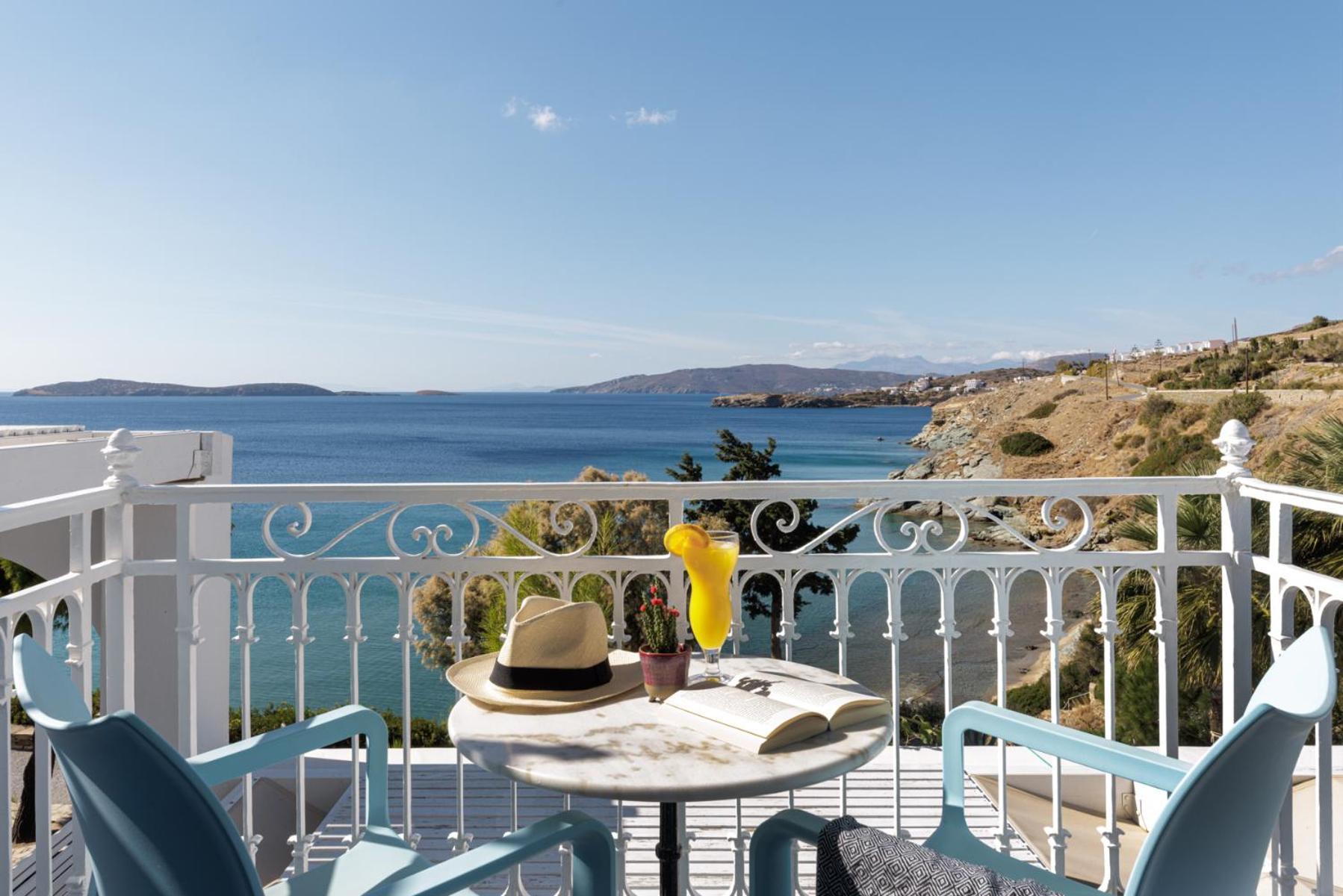 Aneroussa Beach Hotel Баці Екстер'єр фото