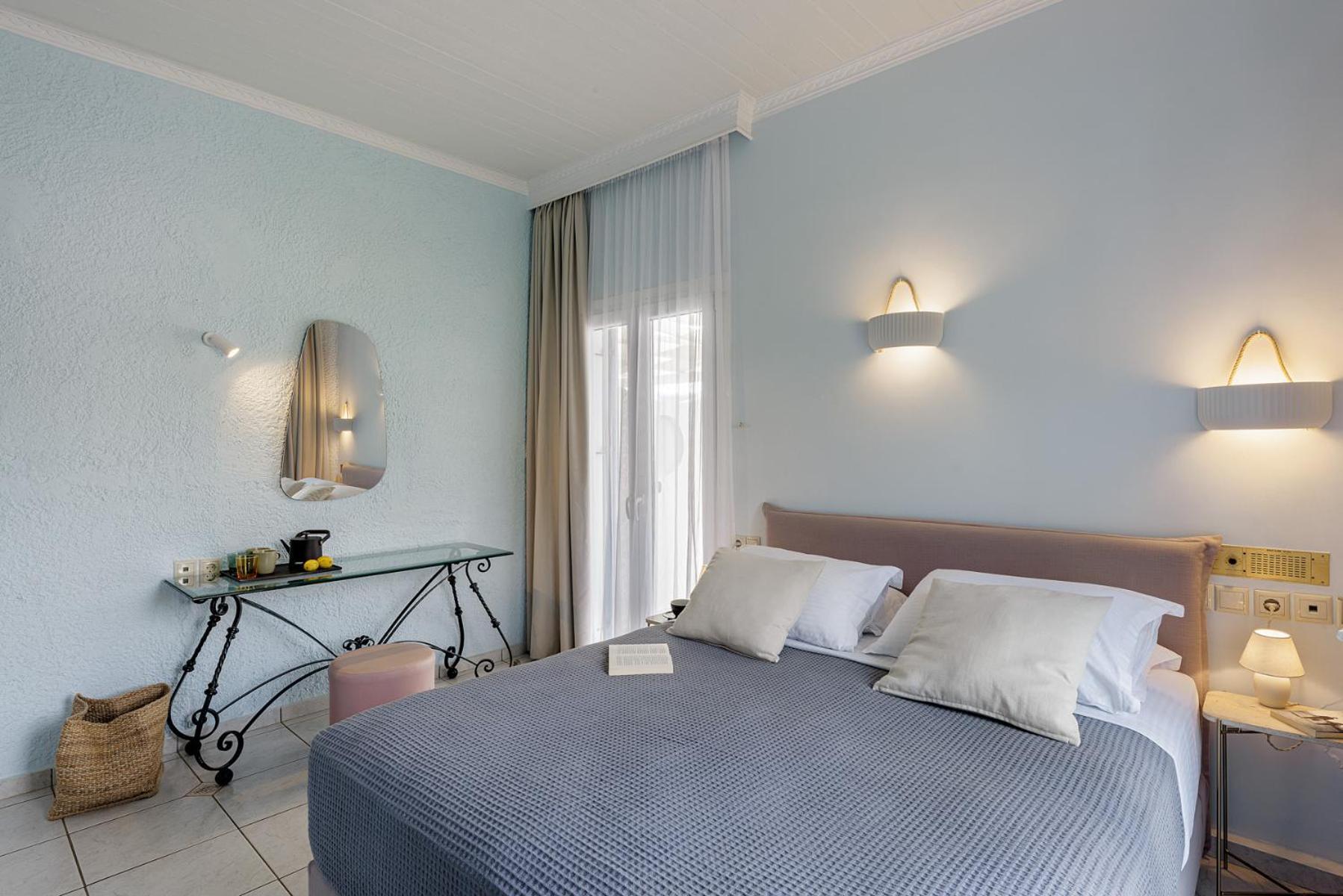 Aneroussa Beach Hotel Баці Екстер'єр фото