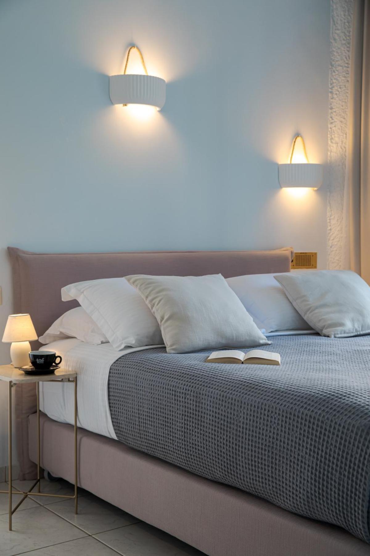 Aneroussa Beach Hotel Баці Екстер'єр фото